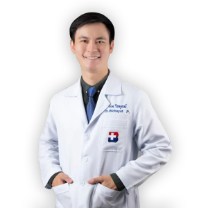 Dr. Wichayut Pholprasitthito